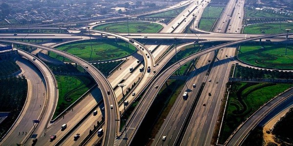 <i style='color:red'>赣粤高速公路</i>选用草莓视频色板污步入式高温老化房